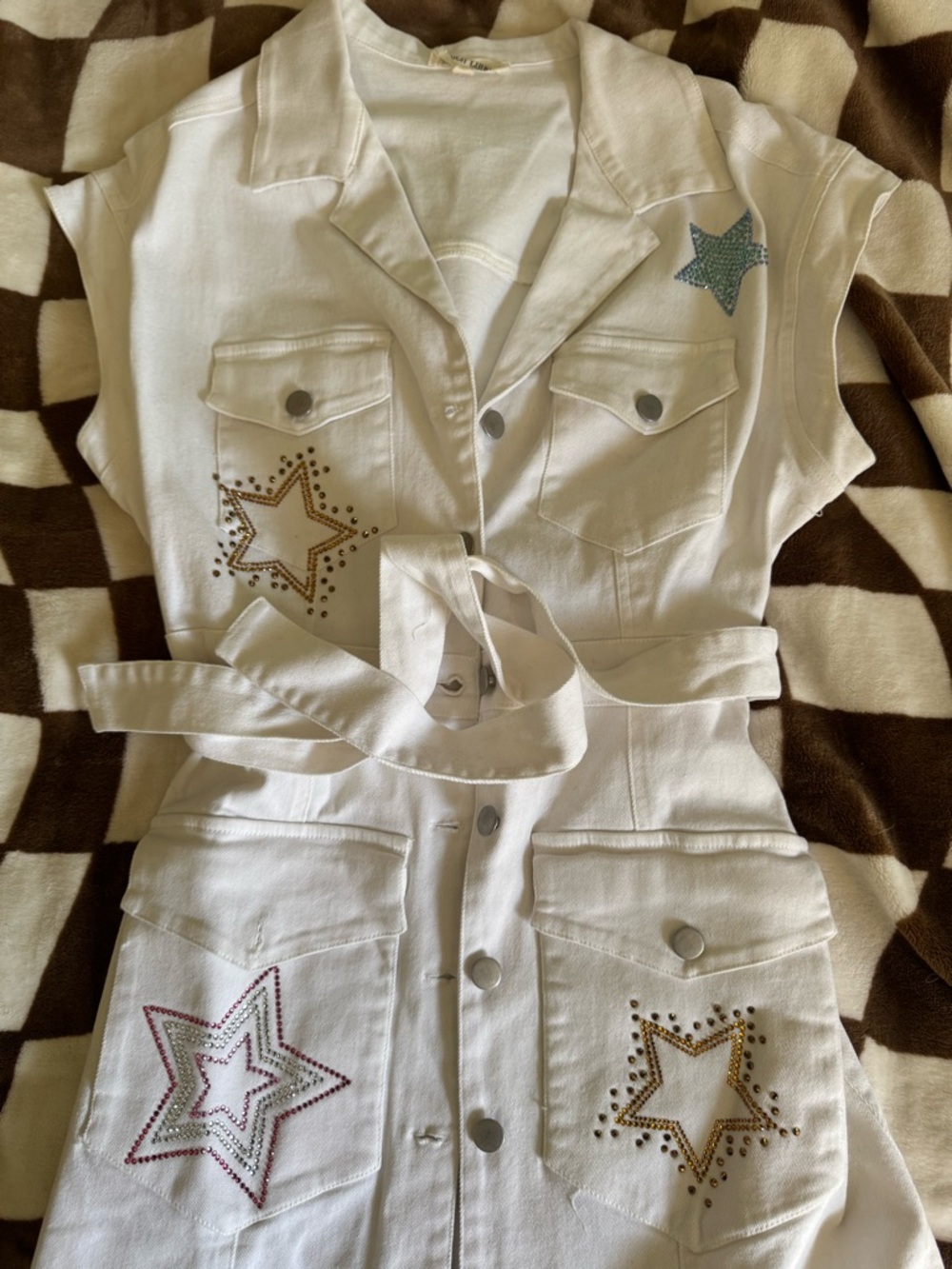 PEACH LOVE White Star-Embellished Button Front Romper